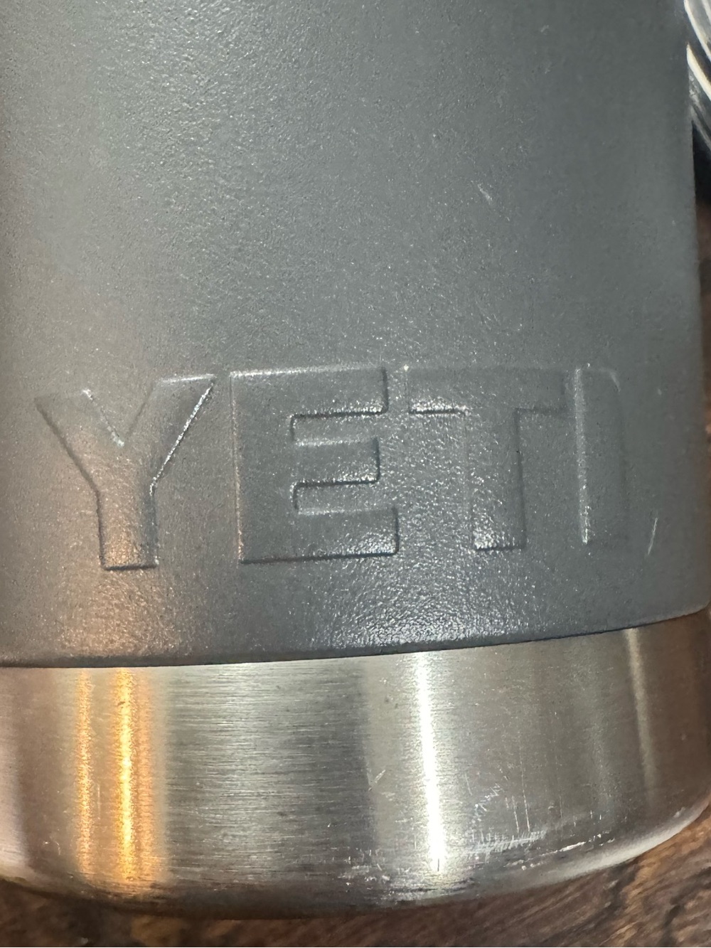 YETI Insulated Travel Mug with Handle - Slate Gray 20 ounce - Picture 11 of 12